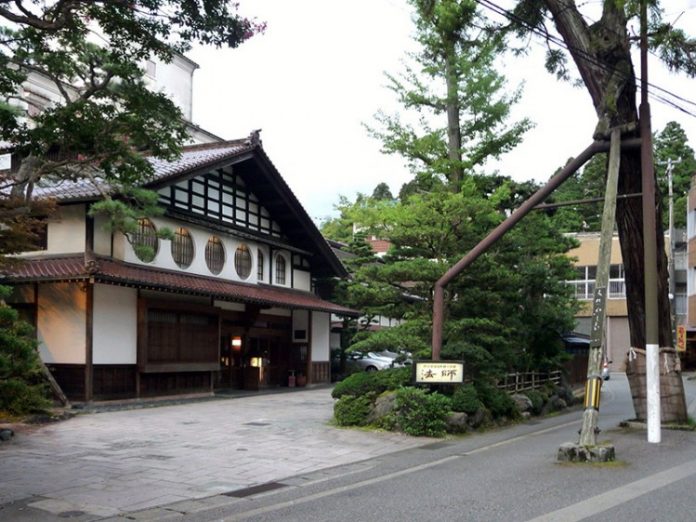 japans-oldest-companies-hoshi-ryokan