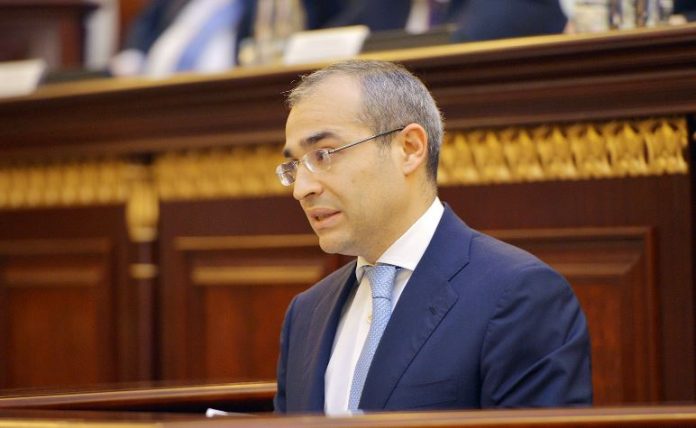 "Azərbaycanda yoxsulluğun səviyyəsi 4,9 faizə düşüb" - Mikayıl Cabbarov