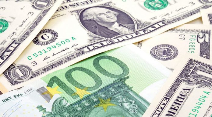 NS_Currency041615_1600euro