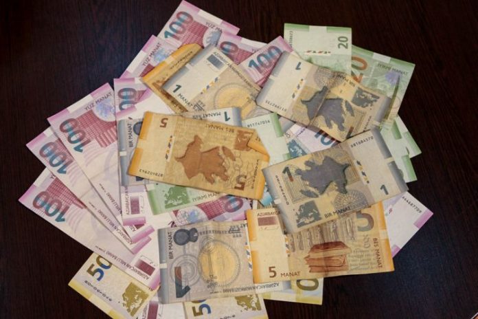 manat-1