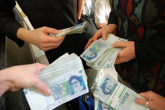 IRAN-rial- tuman