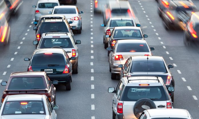heavy-traffic-highway-cars tixac car