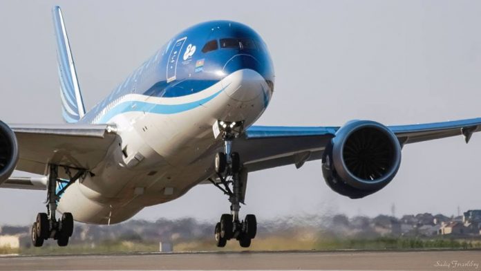 azal airport-ü