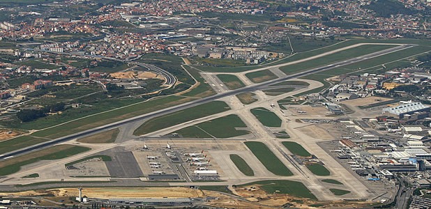 lisbon airport 1