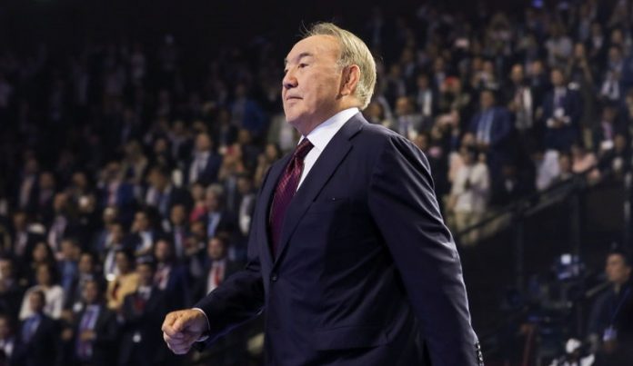 Президент Казахстана Нурсултан Назарбаев на открытии Международного финансового центра
