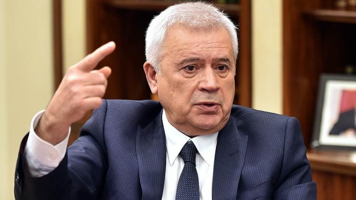 Vahid Ələkbərov _Banker.az