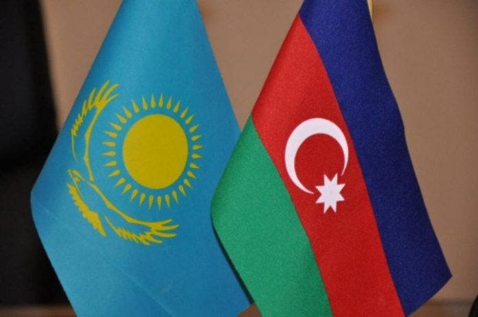azerbaijan_kazakhstan_flags_271117