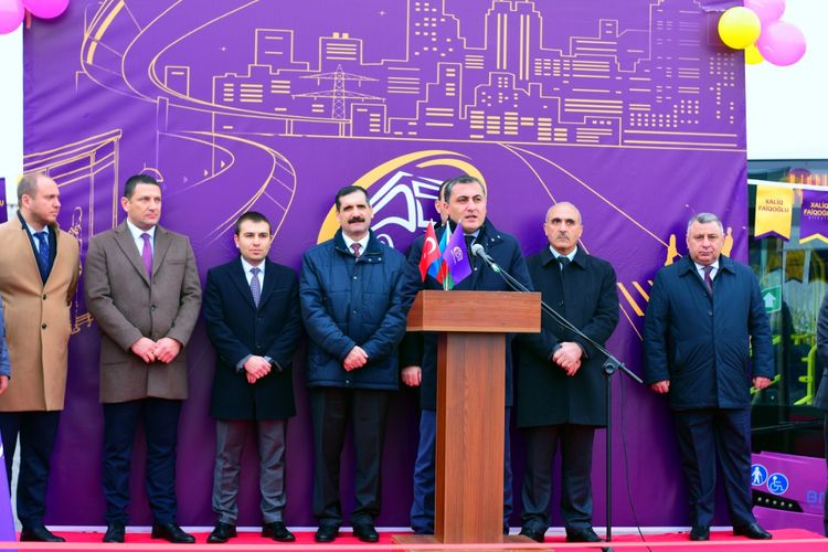 “Xaliq Faiqoğlu” Bakıya yeni gətirilmiş müasir avtobusları təqdim edib 3