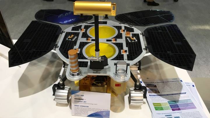 Çin Marsa ilk marsoxod göndərdi 1 mars missiyası