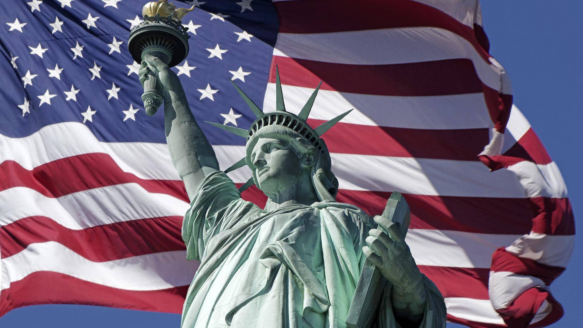 Чем известна страна сша. Статуя свободы Соединённые штаты Америки. Символ США статуя свободы. Соединенные штаты Америки флаг статуя свободы. Национальный символ Америки.