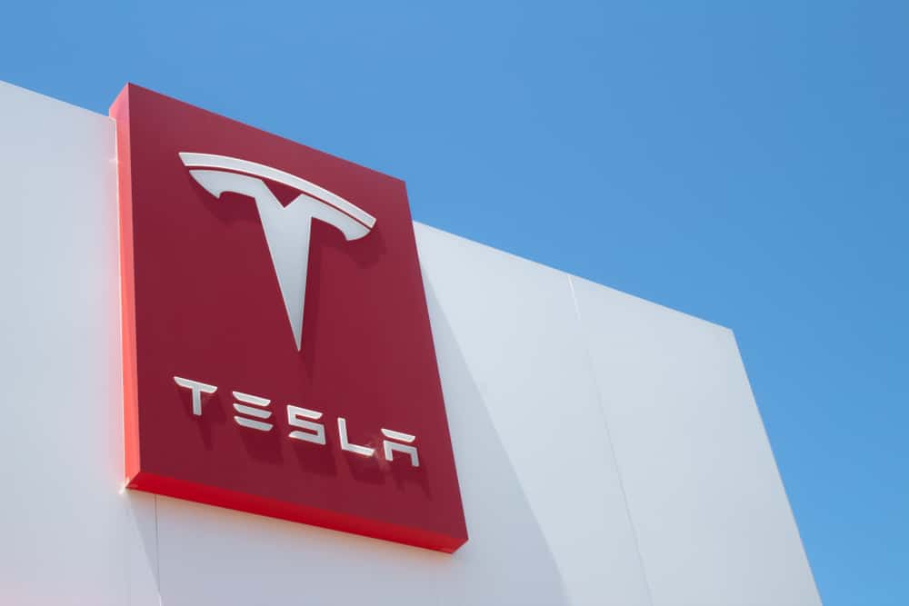 “Tesla” Hindistan şirkətini məhkəməyə verib