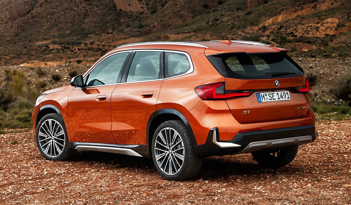 bmw x1 02