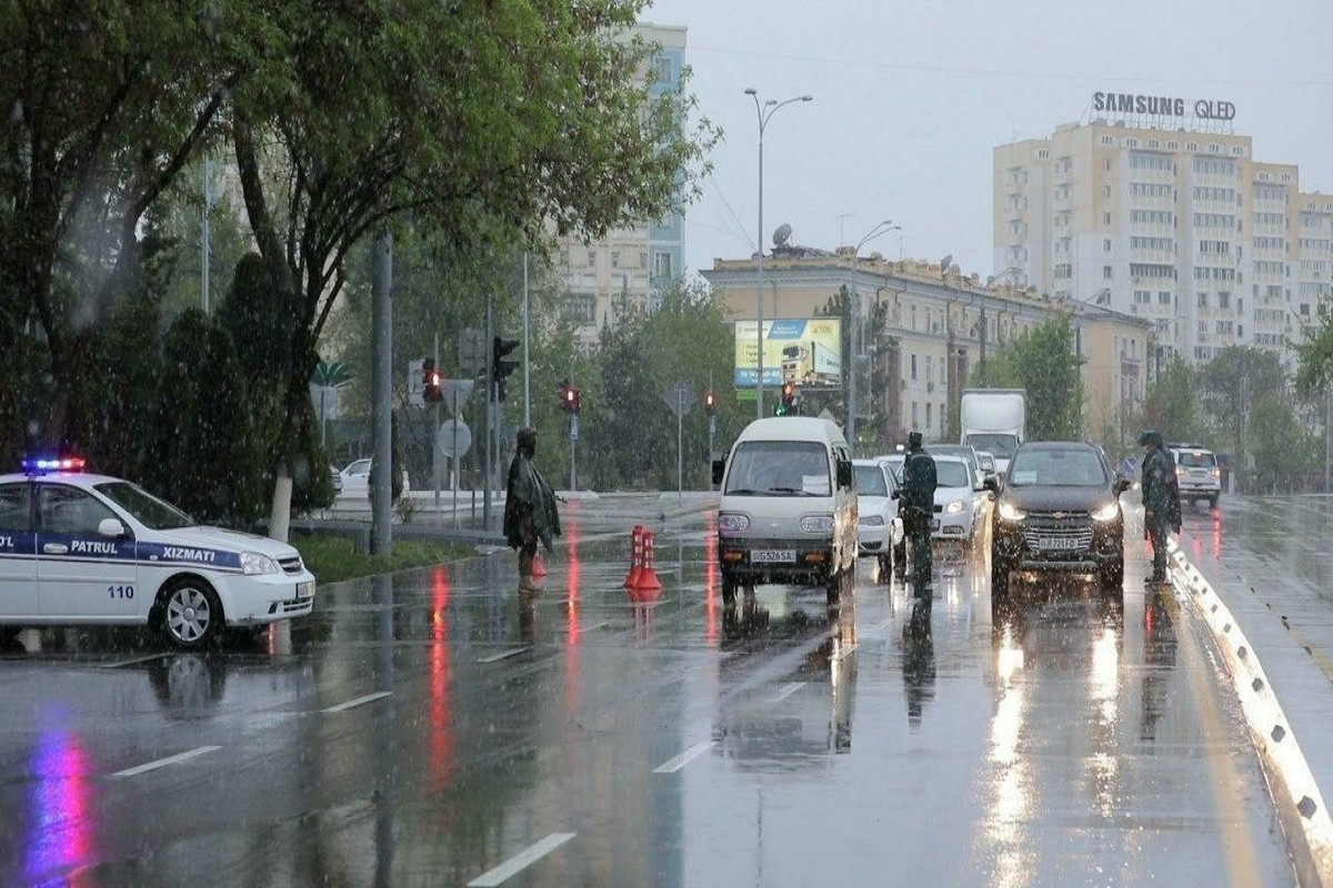 Пагода ташкент. Дождь в Ташкенте. Чрезвычайное положение в Узбекистане. Ташкент плохие фото. Об-ҳаво Тошкентда 10.