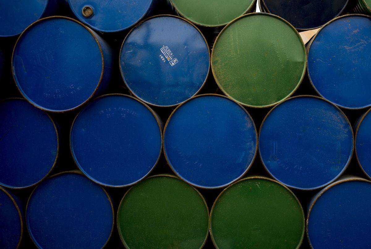 ABŞ Venesuelaya qarşı neft sanksiyalarını bərpa edəcək