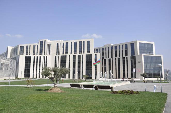 Baş mühasib – Moskva Dövlət Universitetinin Bakı filialı