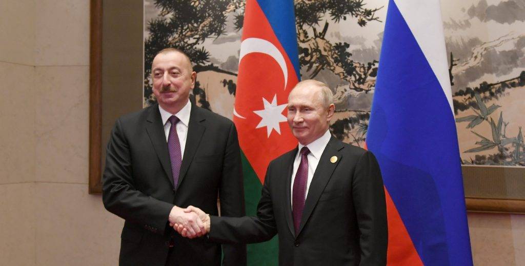 Peskov: Putinlə Əliyevin ŞƏT sammiti çərçivəsində görüşmək imkanı olacaq