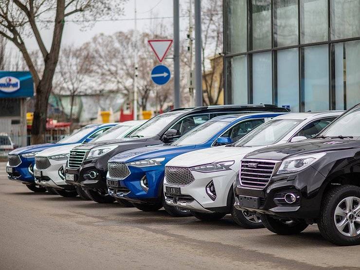 Azərbaycanda minik avtomobili istehsalı 25%, traktor istehsalı isə 21% azalıb