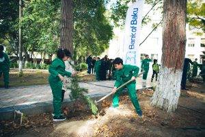 Bank of Baku dan yasil dunya naminə novbəti tədbir məktəblilərlə əl ələ 6