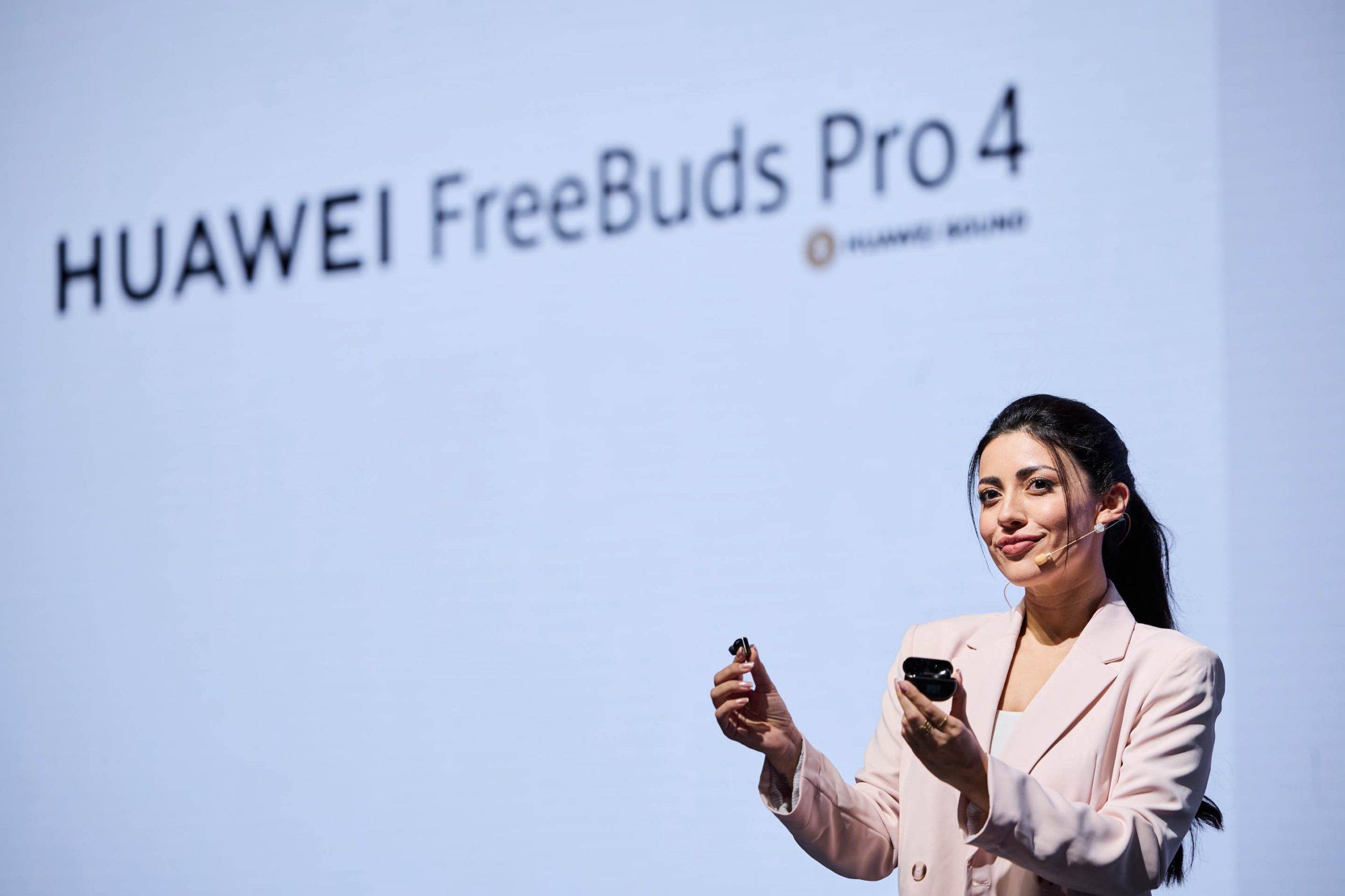 FreeBuds Pro 4 image scaled