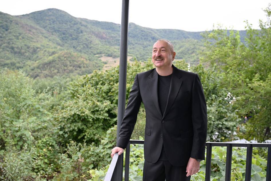 Prezident İlham Əliyev Xocalı rayonunun Badara kəndində olub 5 68c7b7ab1b83668c7b7ab1b837175791914668c7b7ab1b83368c7b7ab1b835 1