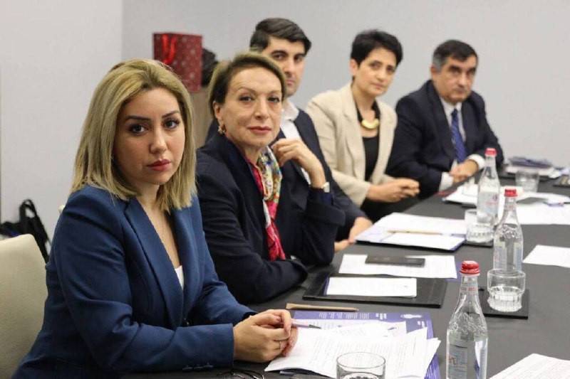68f8f529bb6e268f8f529bb6e3176114615368f8f529bb6df68f8f529bb6e1