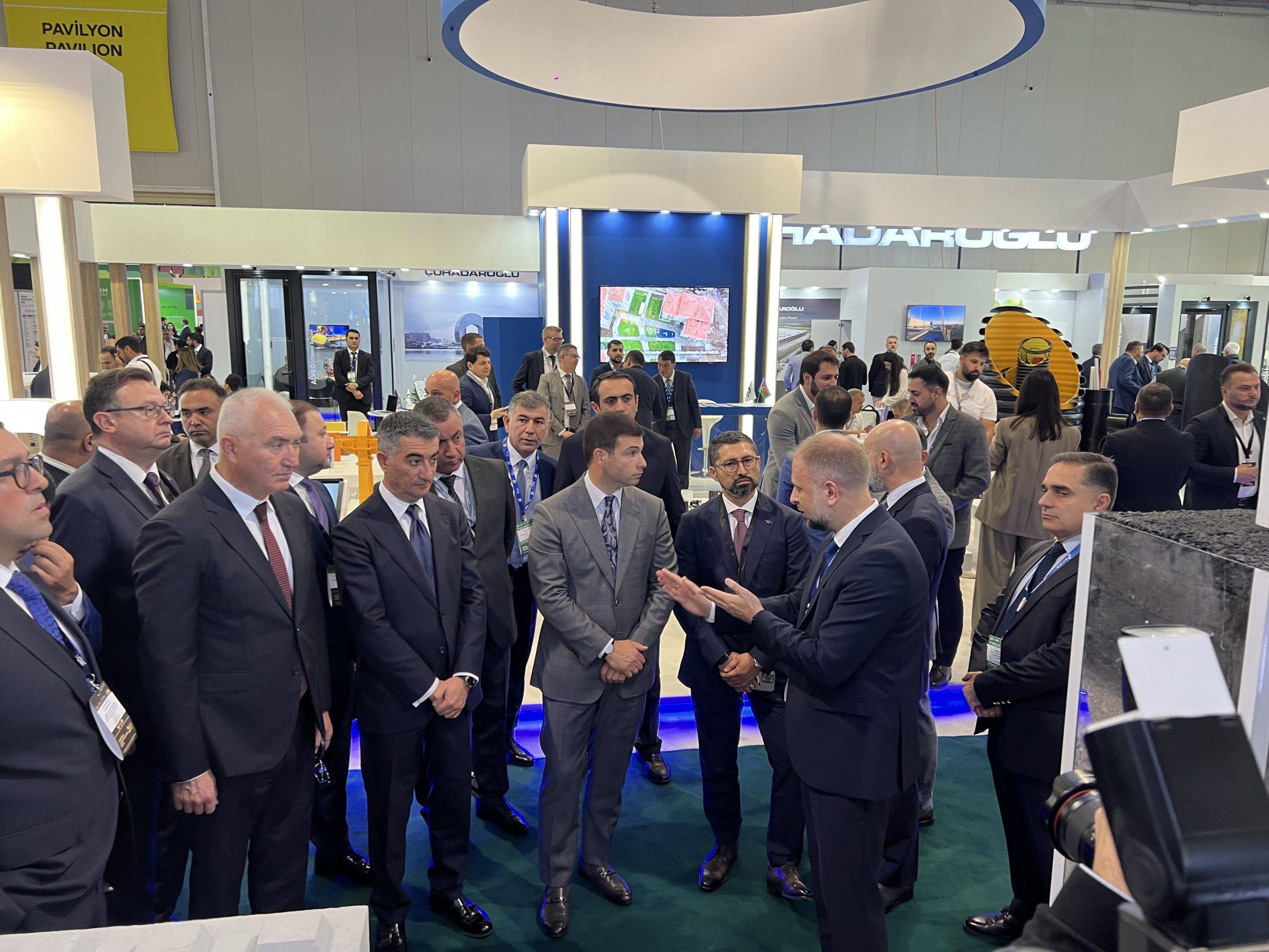 Holcim Azərbaycan “yaşıl məhsullarını” beynəlxalq inşaat sərgisində təqdim edir 1 IMG 4369 scaled