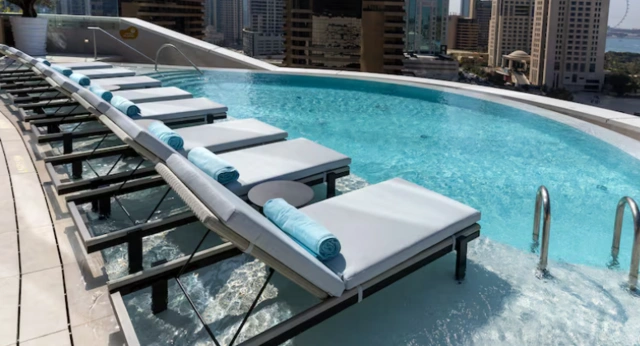 Dubayda dünyanın ən hündür hoteli açılıb 2 0