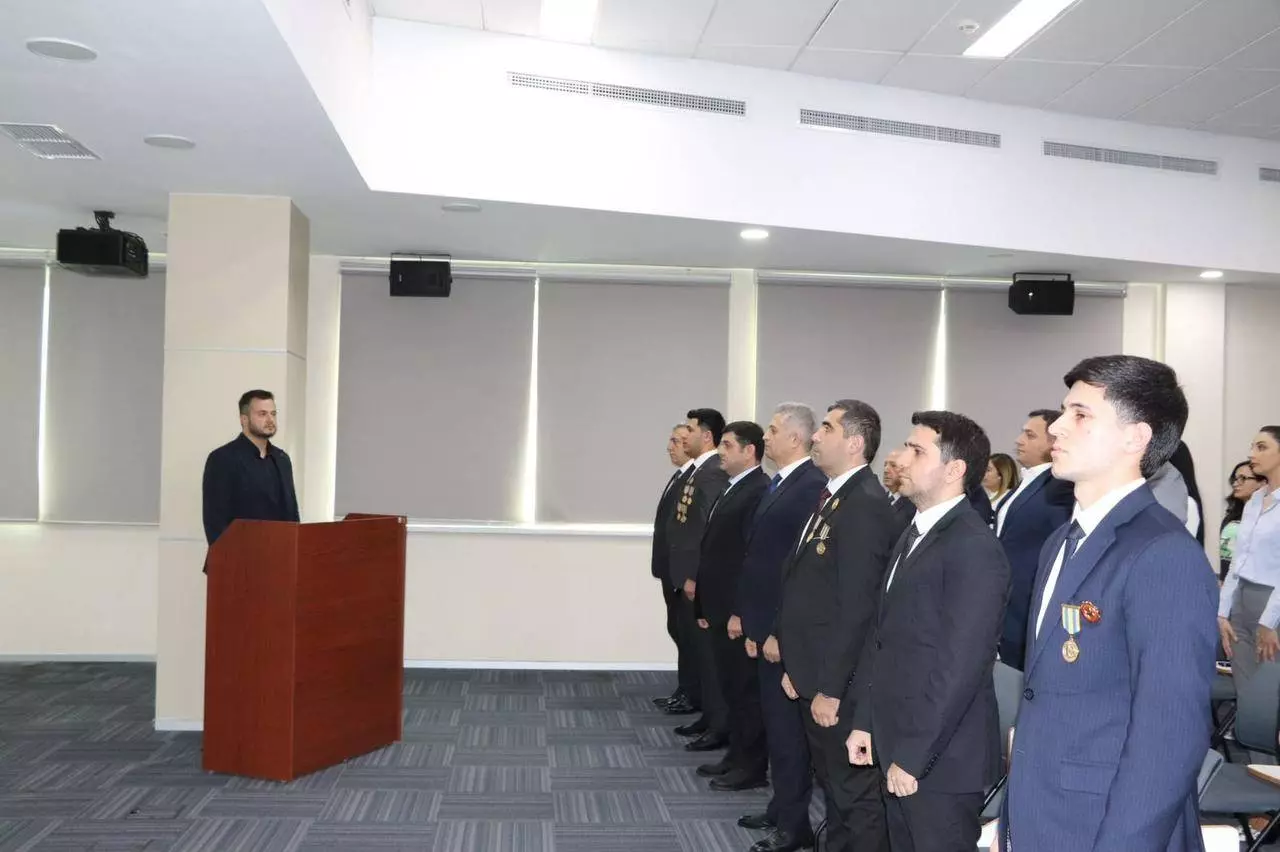 Əmanətlərin Sığortalanması Fondunda 8 Noyabr - Zəfər Gününə həsr olunmuş tədbir keçirilib 6 05314c0f 02ad 41bf 9e8a 1810fb8cb95c