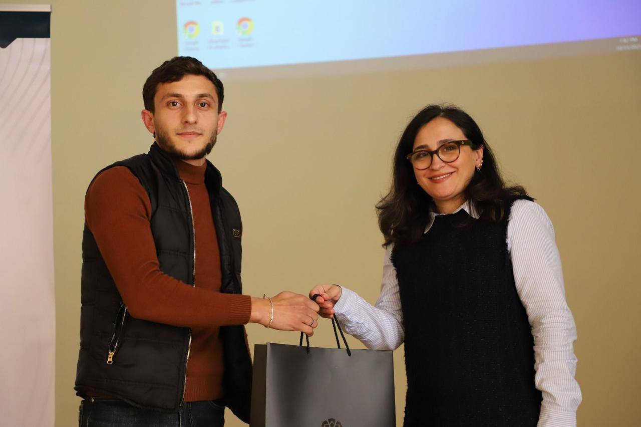 172aaec3 81b5 47ac 8140 604a2eb15766