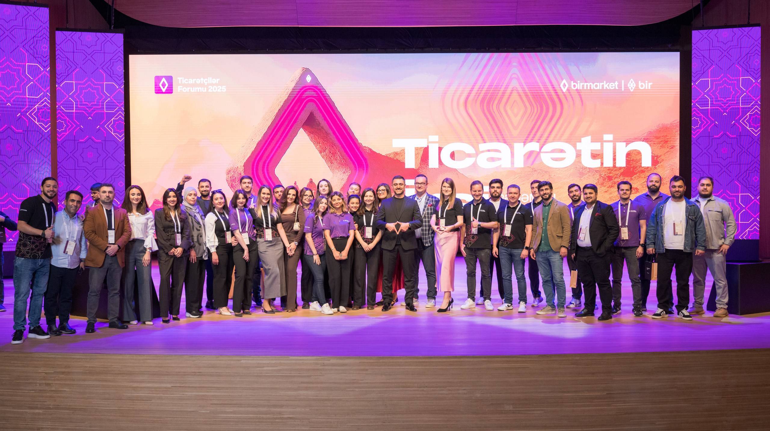 Birmarket ticarətçilərlə birgə ölkədə biznesi irəli aparır 2 6 14