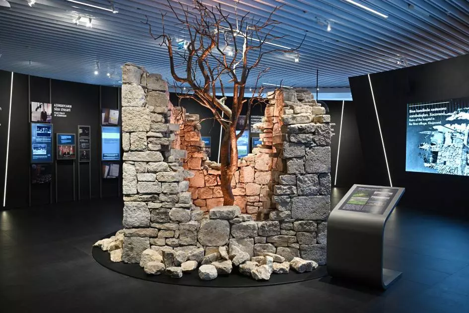 Bakıda Zəfər muzeyinin açılışı olub - Fotolar 9 690efc31f3b04690efc31f3b051762589745690efc31f3b02690efc31f3b03