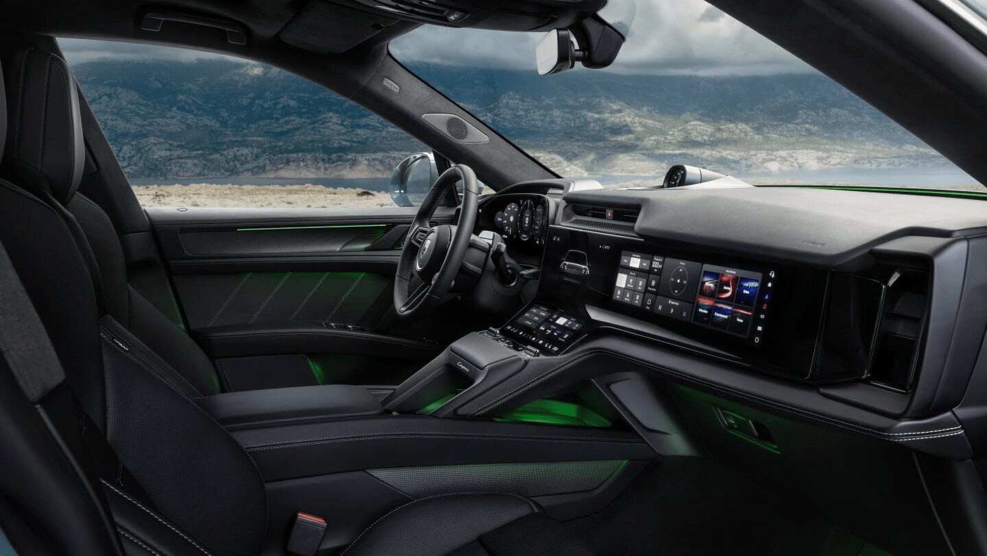 Tam elektrikli "Porsche Cayenne" krossoveri təqdim edilib — Fotolar 5 image 2025 11 20T093443.876