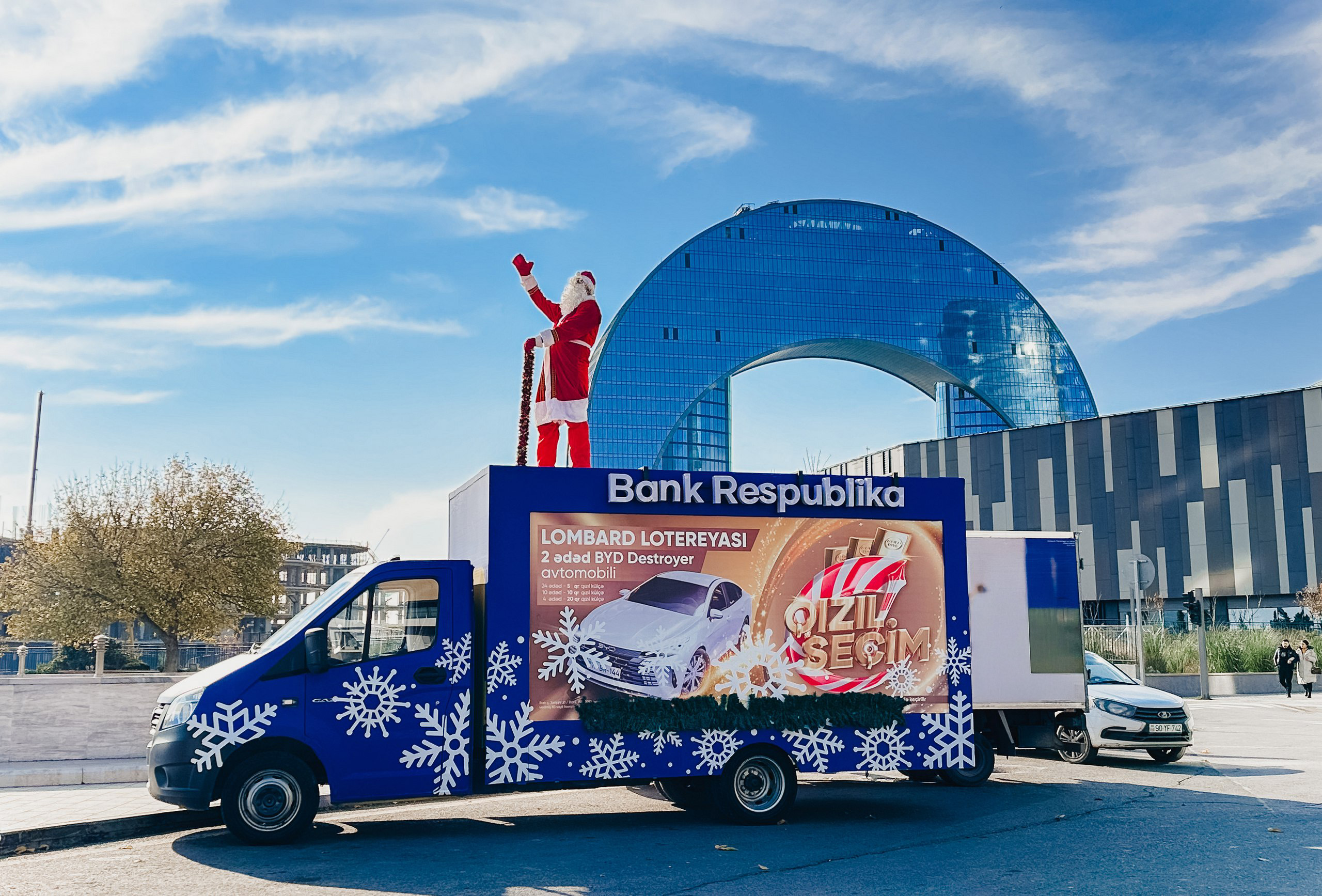 Şaxta Baba da Bank Respublika-dan hədiyyə qazanmağa tələsir 1 08 BR Santa