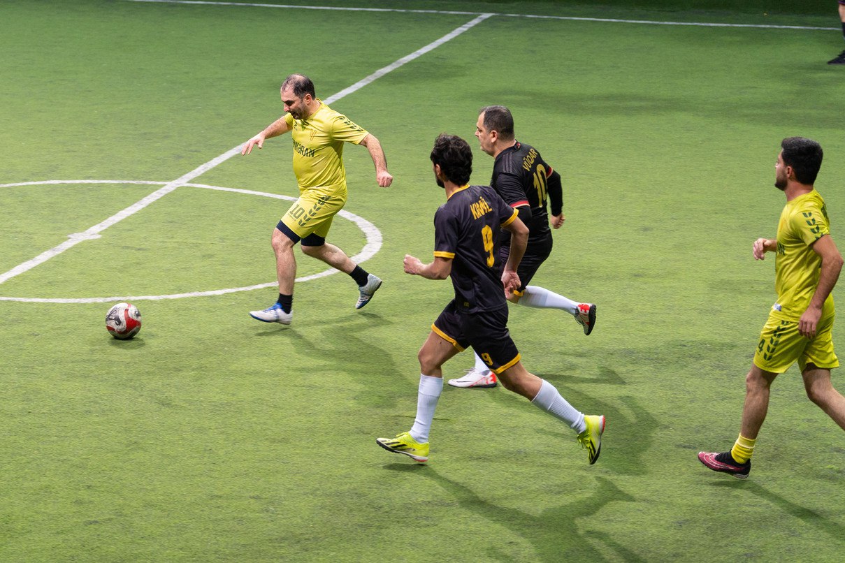 Yelo Bank əməkdaşları arasında futbol çempionatı keçirilib 3 2 21