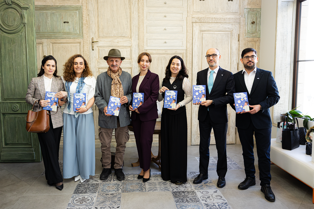 “AzInTelecom” və Azərbaycan Uşaq Fondunun birgə layihəsi – “SİMA missiyası” kitabı işıq üzü gördü 6 27 1