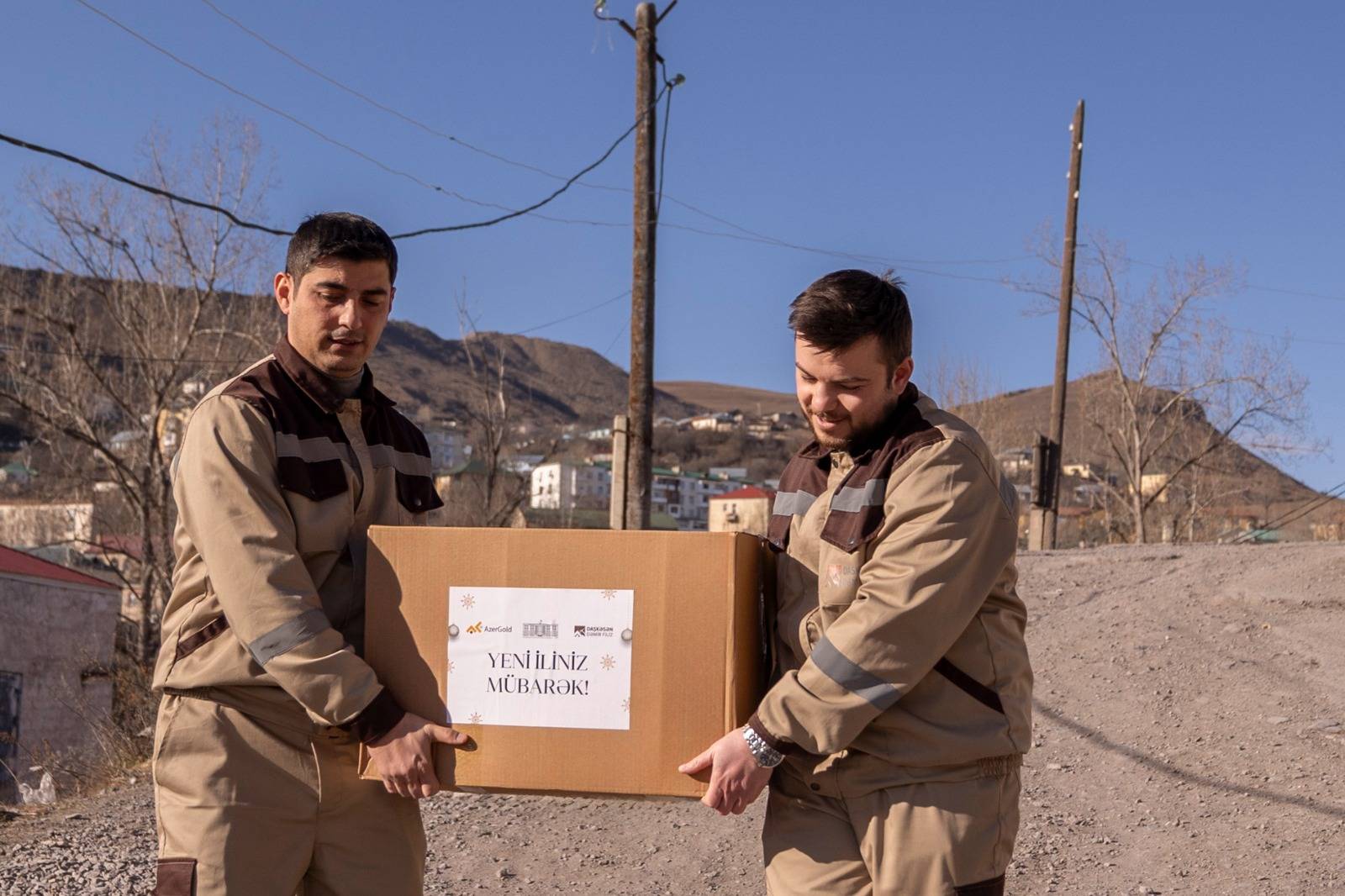 Daşkəsəndə şəhid ailələrinə bayram sovqatları təqdim edilib 2 4 12