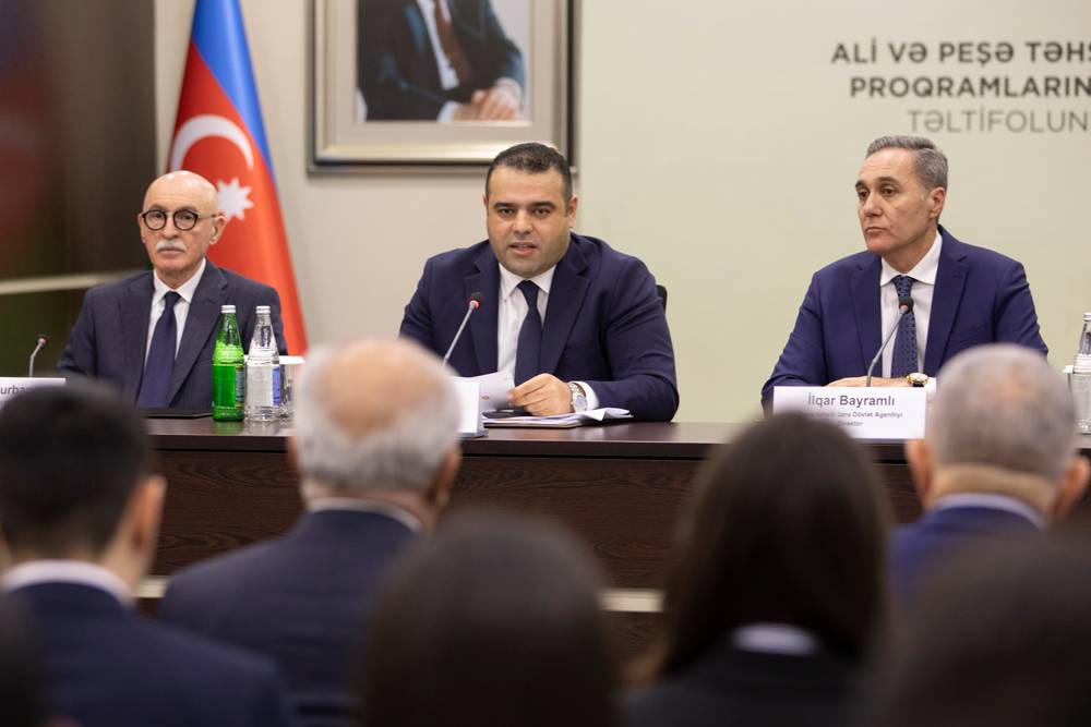 “AzerGold” QSC-nin 5-ci Təqaüd Proqramı müsabiqəsinin qalibləri mükafatlandırılıb 13 1 44