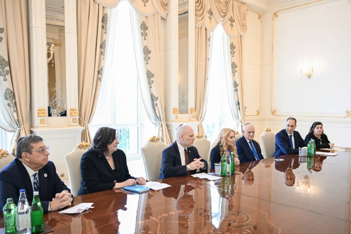 İlham Əliyev ABŞ-nin Əsas Amerika Yəhudi Təşkilatlarının Prezidentləri Konfransının sədri Betsi Berns Kornun heyətini qəbul edib 1 6989a8a1c8e9b6989a8a1c8e9c17706292816989a8a1c8e996989a8a1c8e9a