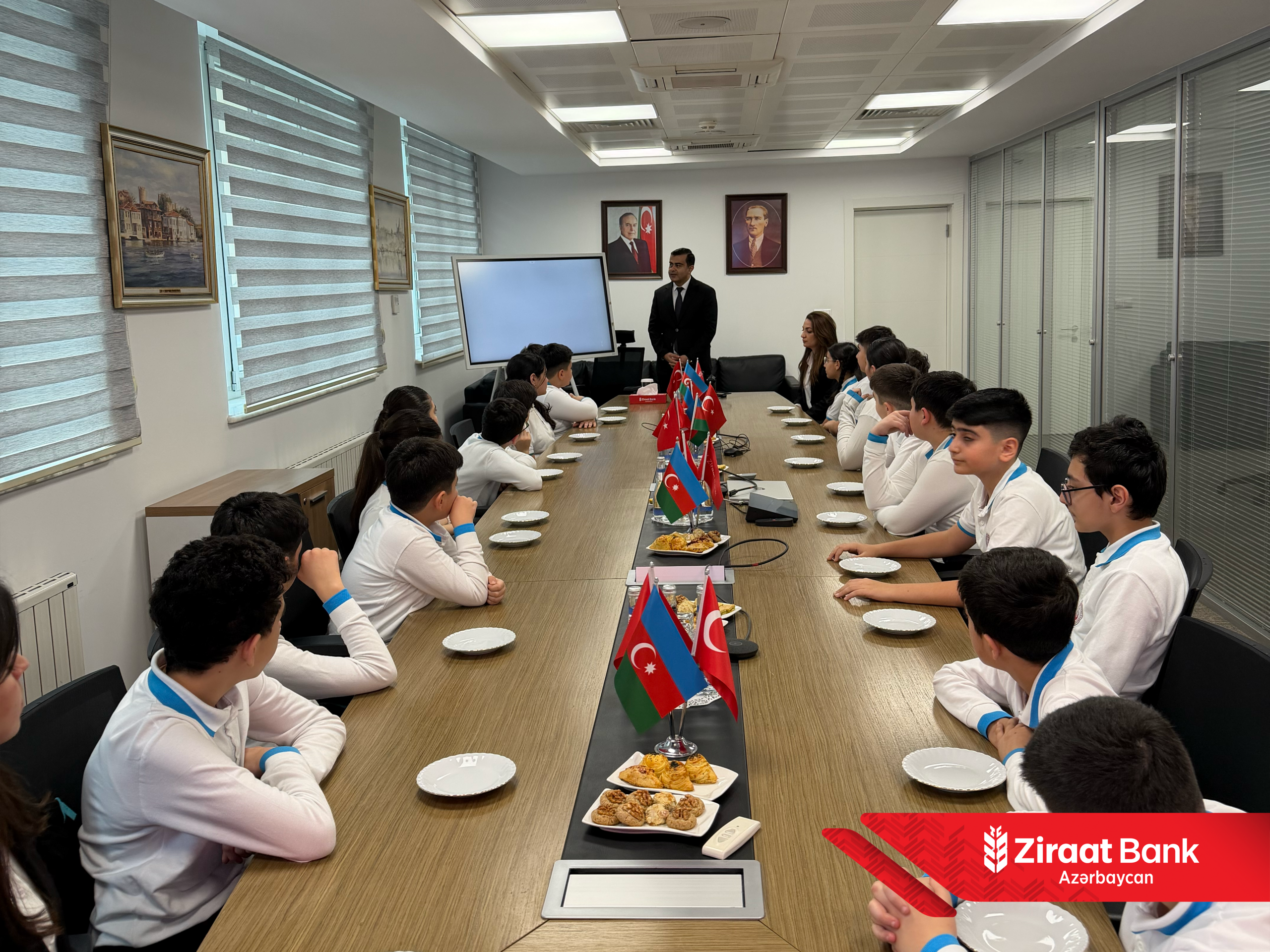 Ziraat Bank Azərbaycan “Qlobal Pul Həftəsi 2026” çərçivəsində maarifləndirici tədbir təşkil edib 2 2 1 scaled