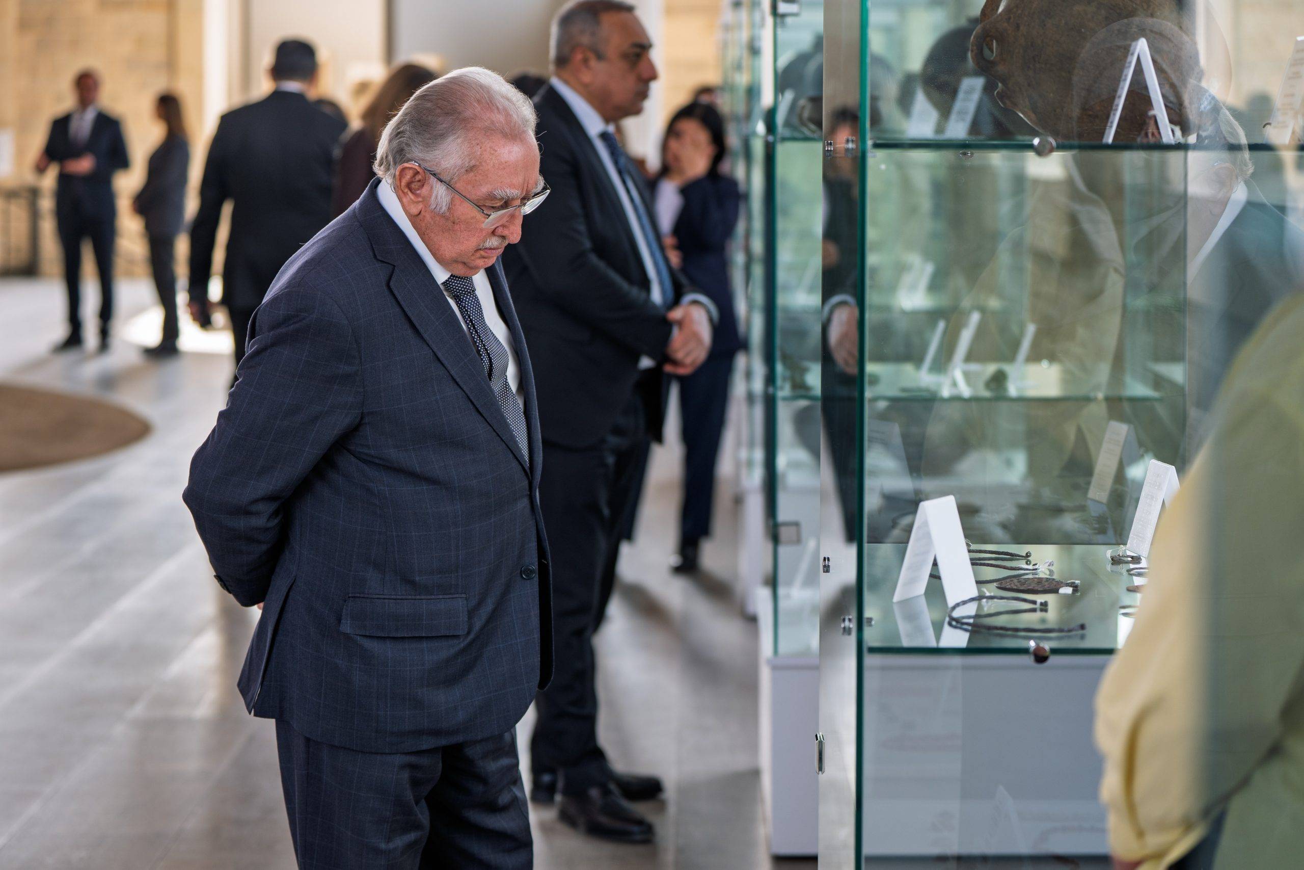 “Çovdar nekropolu” kitabı ictimaiyyətə təqdim edilib 2 4 36 scaled