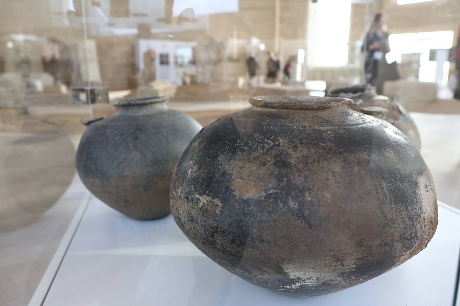 “Çovdar nekropolu” kitabı ictimaiyyətə təqdim edilib 12 69aab74b97b8669aab74b97b87177279572269aab74b97b8469aab74b97b85