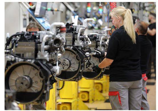 Silahlanma kursu: Almaniya iqtisadiyyatı istiqamətini dəyişir 1 2 2