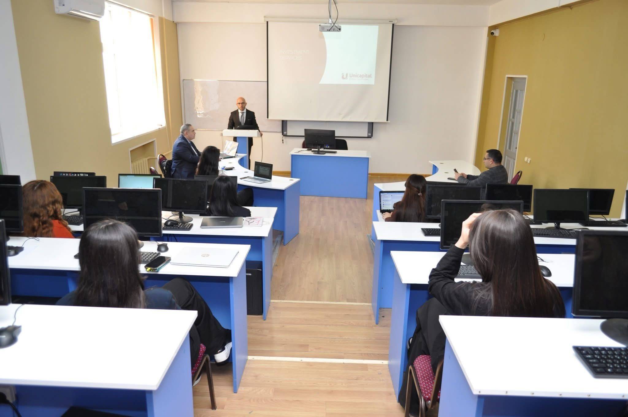 Unicapital-ın Baş direktoru Odlar Yurdu Universitetində keçirilən seminarda çıxış etdi 1 2CI SEKIL 1
