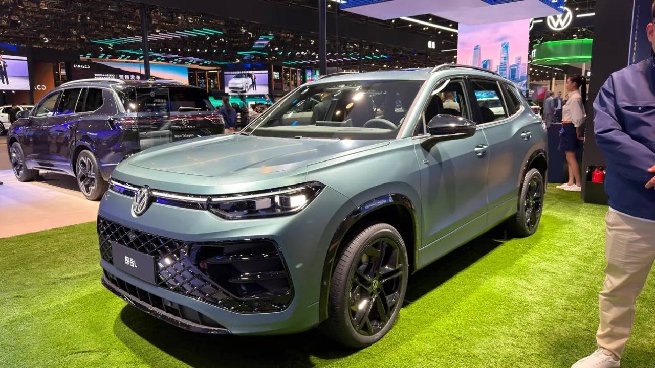 Pekində dünyanın ən böyük avtomobil sərgisi açılıb — Toyota RAV 4, Zeekr 8X və başqaları 7 5429461742099567636