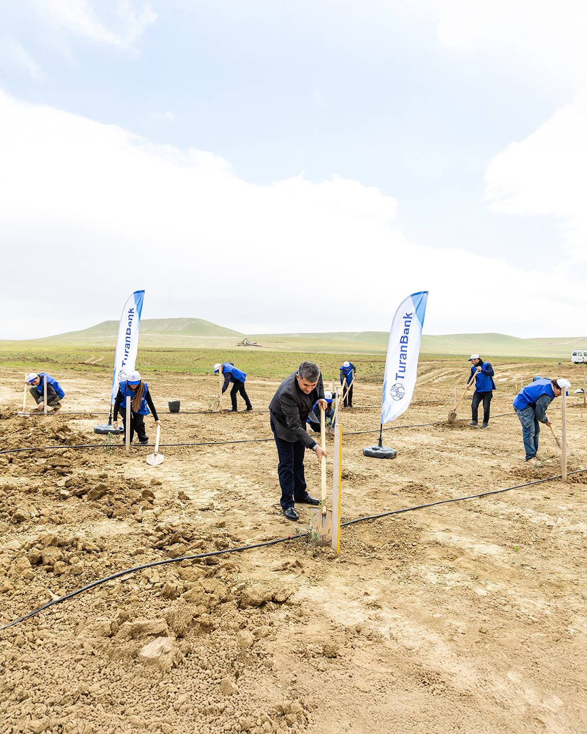 TuranBank-dan “Yaşıl gələcəyə” növbəti addım: 1 milyon ağac hədəfi 1 7 22 Copy