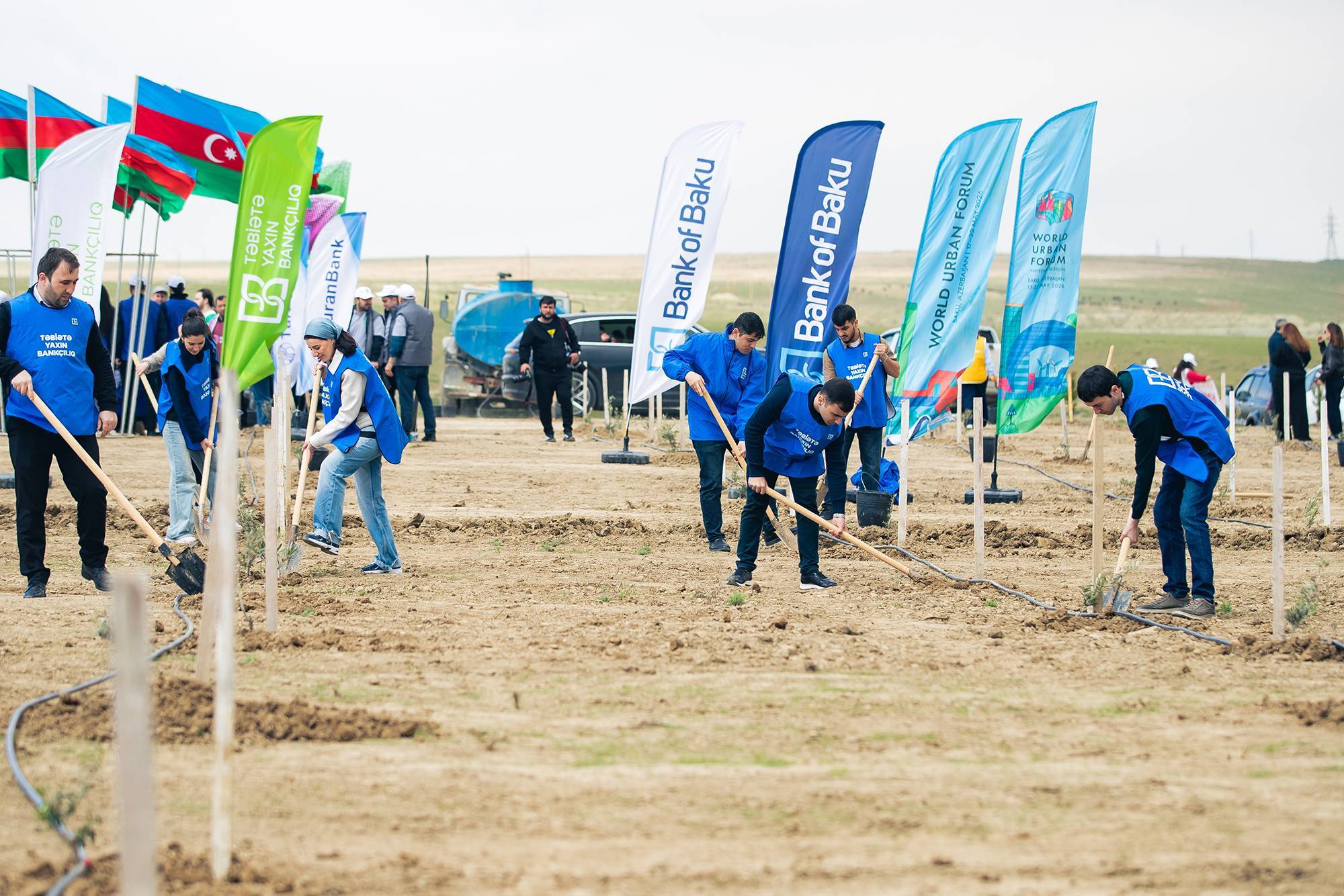 Bank of Baku-dan 1 milyon ağac hədəfinə dəstək 1 Bank of Baku dan 1 milyon agac hədəfinə dəstək 7