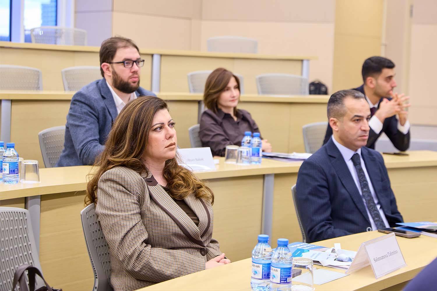 Bank of Baku üçün ADA Universitetində II mini MBA proqramı başladı 2 Bank of Baku nun ADA Universitetində II mini MBA proqrami basladi 6