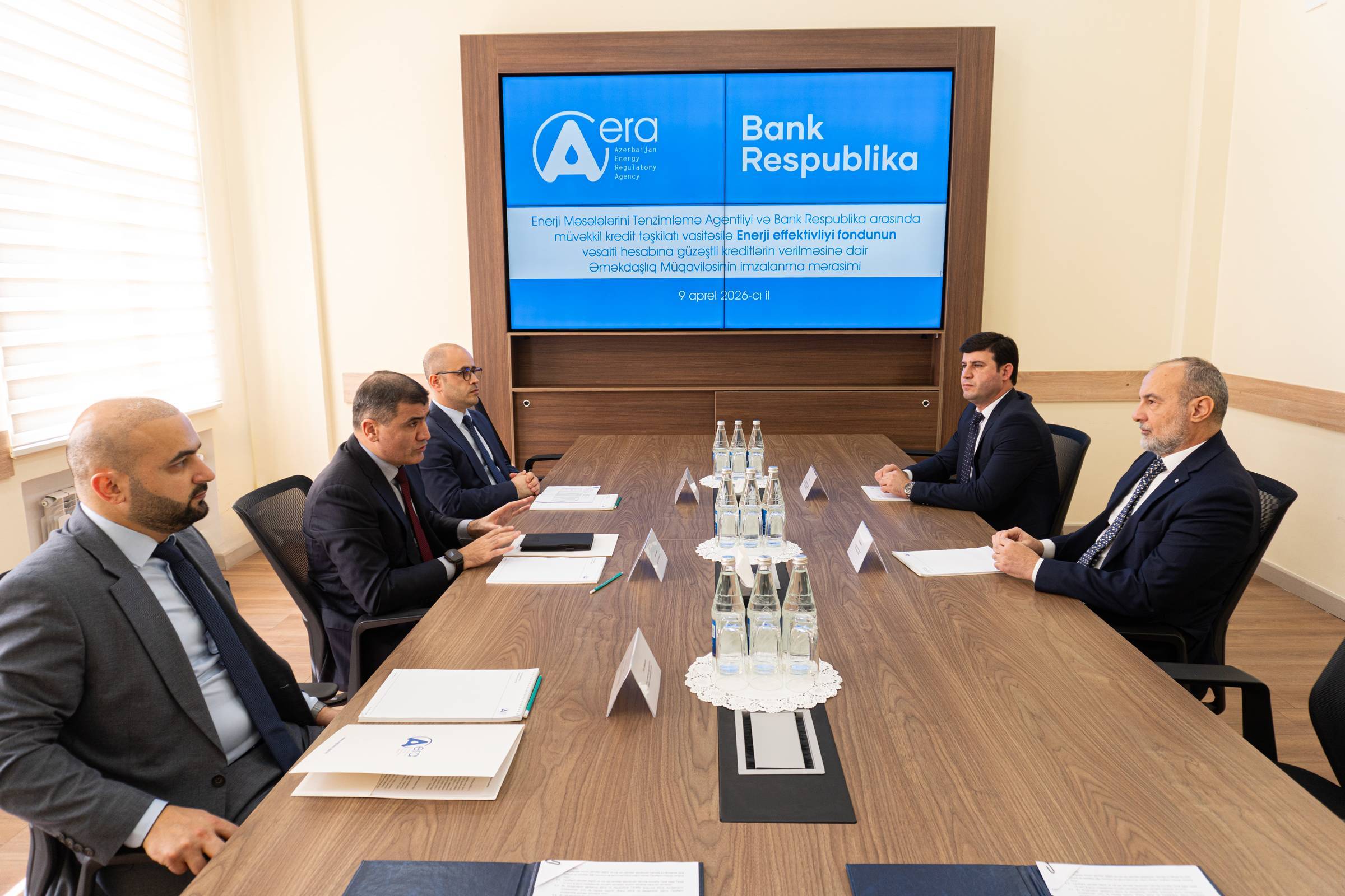 Bank Respublika və EMTA arasında əməkdaşlıq müqaviləsi imzalandı 1 DSC07658