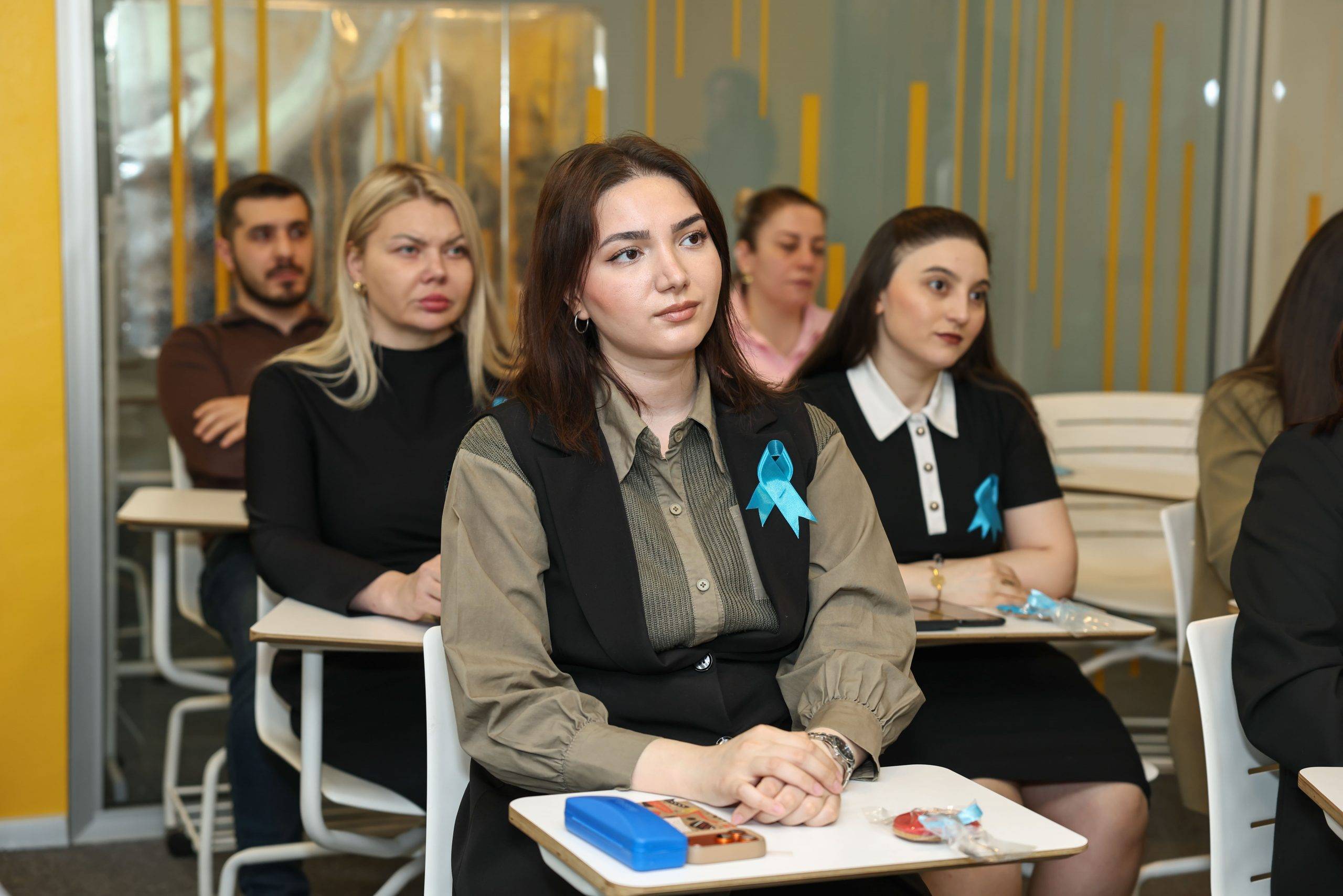 Expressbank əməkdaşları üçün “Autizm aylığı” ilə əlaqədar maarifləndirici seminar keçirilib 3 IMG 1407 1 scaled