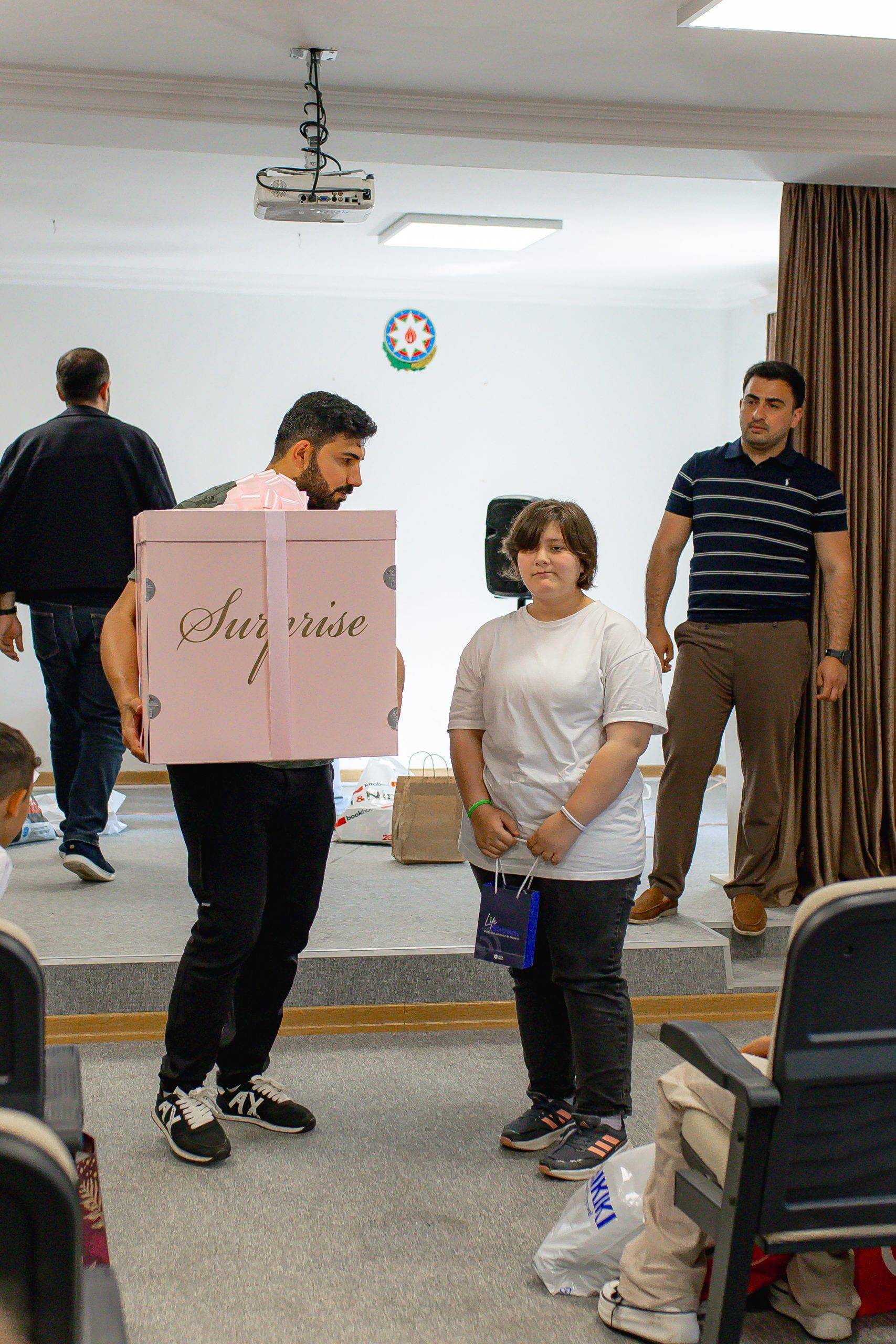 "PAŞA Həyat" əməkdaşları Uşaq Evini ziyarət etdilər 10 11 3 scaled